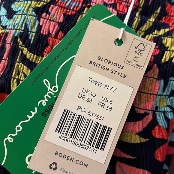 New‎ Layla Printed Smocked Top - Picture 7 of 9